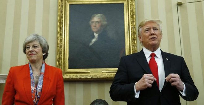 May y Trump durante la visita de la primera ministra británica a EEUU. REUTERS/Kevin Lamarque