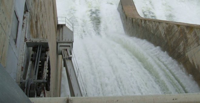 Compañías privadas explotan desde hace décadas en los ríos españoles 800 centrales hidroeléctricas cuyas concesiones comienzan a vencer.