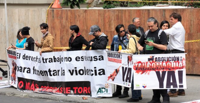 “Paz para todos los animales”: la lucha contra la tauromaquia en Colombia. PABLO RODERO