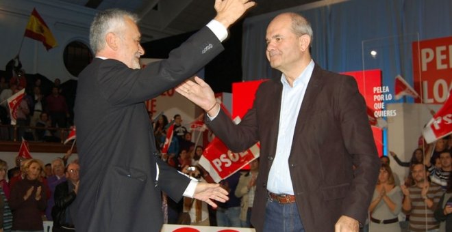 Los expresidentes de la Junta de Andalucía José Antonio Griñán y Manuel Chaves, en un mitin del PSOE-A. E.P.