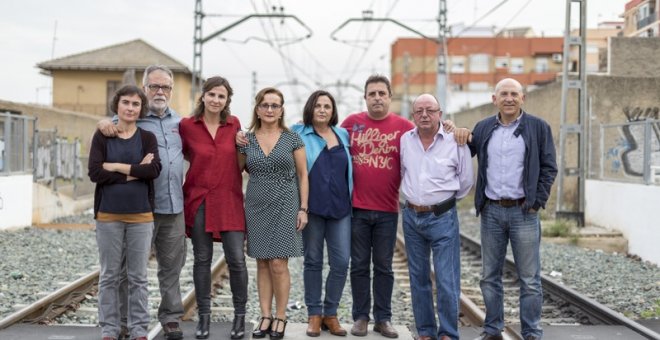 Membres de l'associació de víctimes del metro de València. LA ESTRATEGIA DEL SILENCIO