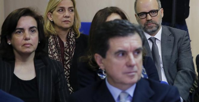 La infanta Cristina, en el banquillo de los acusados durante un momento del juicio del 'caso Nóos'. - EFE