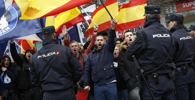 Manifestantes de Hogar Social Madrid.- EFE
