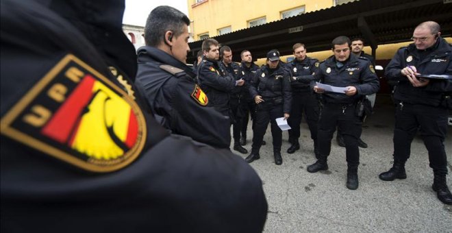 Policías de la Unidad de Prevención y Reacción (UPR), en una imagen de archivo. EFE