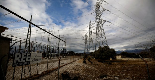 Subestación de Red Eléctrica de España en la localidad madrileña de Galapagar. REUTERS