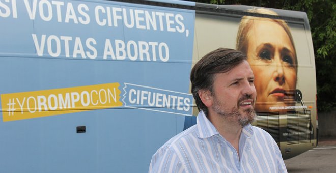 Ignacio Arsuaga, dirigente de Hazte Oír, en contra de Cifuentes por "defender el aborto". EFE