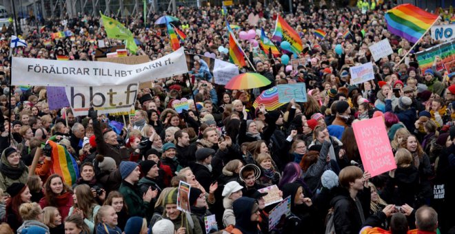 Manifestación a favor del matrimonio gay en Helsinki. MIKKO STIG / LEHTIKUVA / AFP