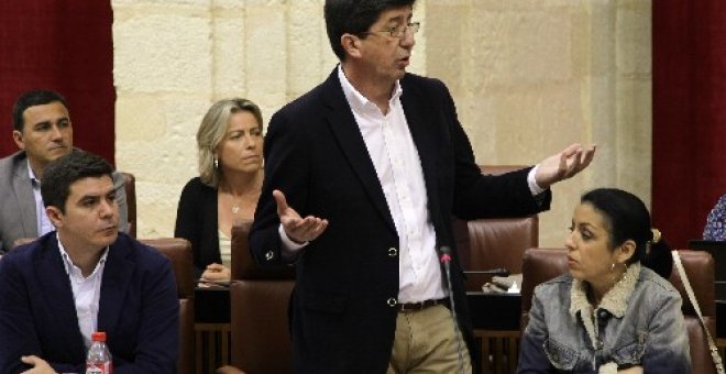 Juan Marín, portavoz del Grupo Ciudadanos, se dirige a la presidenta de la Junta de Andalucía. Parlamento de Andalucía