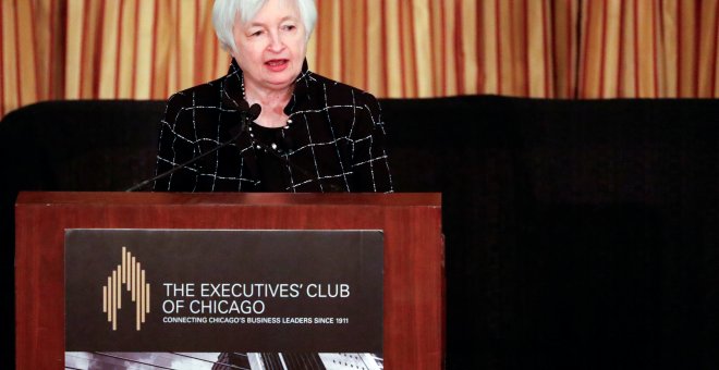 La presidenta de la Reserva Federal (Fed), Janet Yellen, durante su discurso en el Club de Ejecutivos de Chicago. REUTERS/Kamil Krzaczynski