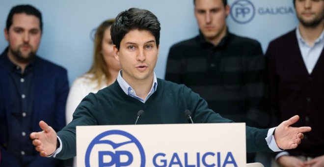 Diego Gago, durante la rueda de prensa en la que anunció su candidatura para dirigir Nuevas Generaciones del PP. - EFE