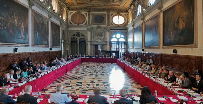 Una sesión plenaria de la Comisión de Venecia del Consejo Europeo.