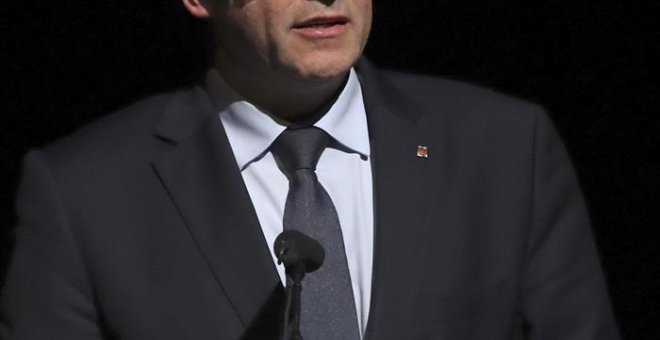 El presidente de la Generalitat, Carles Puigdemont, durante su discurso / EFE
