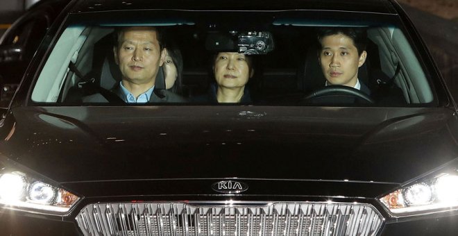 La expresidenta surcoreana Park Geun-hye, trasladada a prisión. REUTERS/Chung Sung-Jun