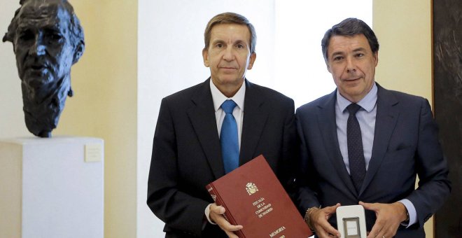 El fiscal Manuel Moix en una foto de archivo junto a Ignacio González / EFE