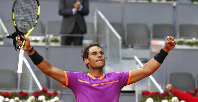 El tenista español Rafael Nadal, celebra su victoria durante el partido frente al italiano Fabio Fognini. /EFE