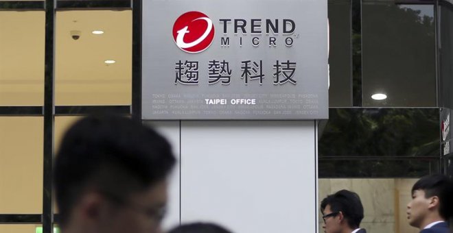 Logotipo de la empresa de ciberseguridad taiwanesa Trend Micro en su sede en Taipei. / EFE