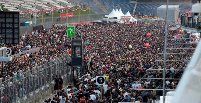 Imagen del festival Rock am Ring antes del desalojo. | RONALD WITTEK (EFE | EPA)