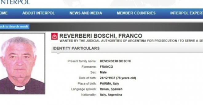Ficha en Interpol del cura Franco Reverberi, otro prófugo en Italia.