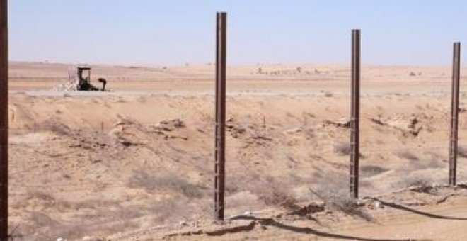 La valla que delimita la frontera entre Israel y Egipto, cerca de la ciudad de Kadesh Barnea, en el Sinaí.