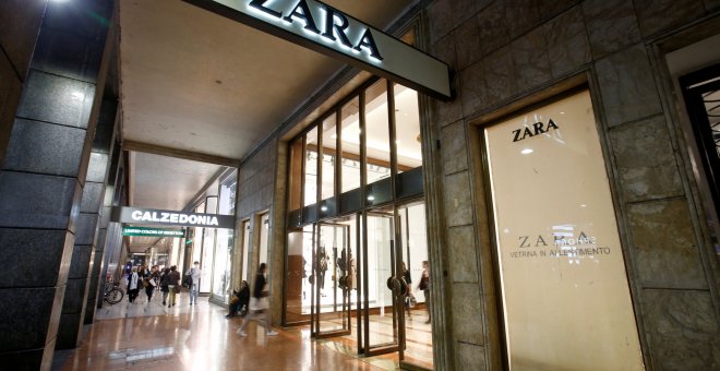 Una tienda de Zara en Milán. REUTERS/Alessandro Garofalo