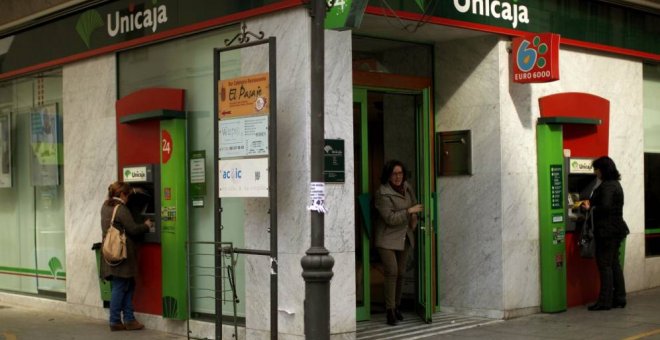 Una oficina de Unicaja en la localidad malagueña de Roda. REUTERS