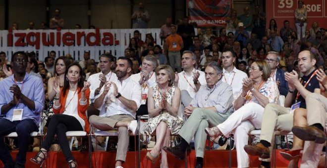 Algunos miembros de la nueva Ejecutiva Federal del PSOE. /EFE