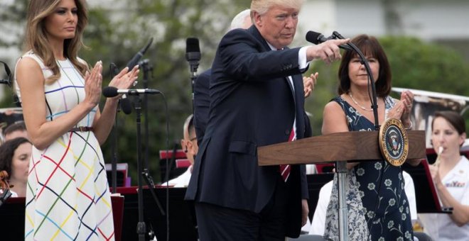 El presidente de Estados Unidos, Donald J. Trump, junto a la primera dama, Melania Trump. - EFE