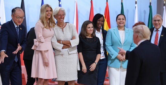 Ivanka Trump se ríe junto a Lagarde en la cumbre del G20. /REUTERS