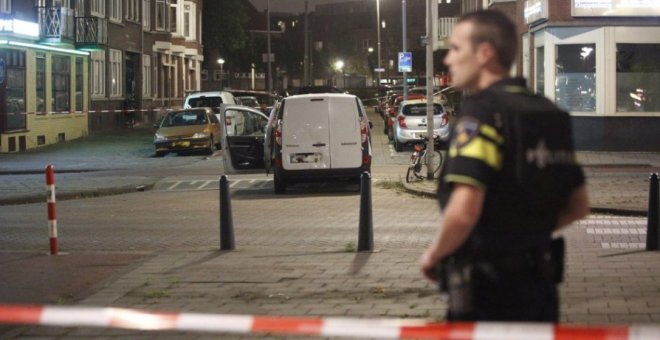 Rotterdam durante la detección del ciudadano español que conducía una furgoneta con bombonas de gas por una falsa alarma de atentado terrorista / REUTERS