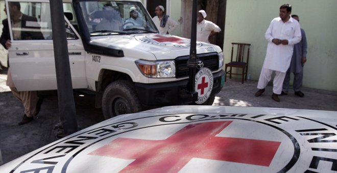 El Comité Internacional de la Cruz Roja suspendió temporalmente sus operaciones en Afganistán en febrero tras el asesinato de seis de sus trabajadores y la desaparición de otros dos. - AFP