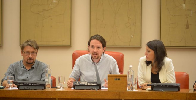 Xavier Domènech, Pablo Iglesias i Irene Montero han anunciat una taula de diàleg enfront la deriva del PP de cara a l'1-O. PODEMOS
