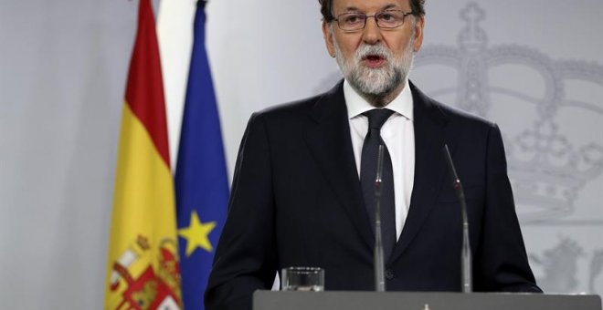 El presidente del Gobierno, Mariano Rajoy, durante su comparecencia esta tarde en el Palacio de La Moncloa. EFE/Chema Moya