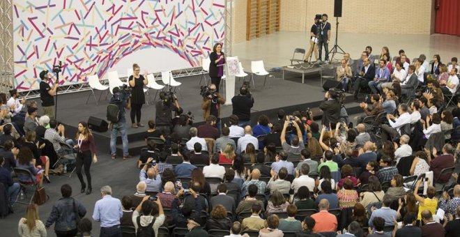 Vista general de la asamblea de cargos públicos que el grupo confederal de Unidos Podemos en el Congreso ha organizado hoy en Zaragoza. /EFE