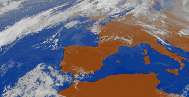 Imagen del huracán Ophelia este viernes a mediodía, que pasará por el litoral gallego. /AEMET