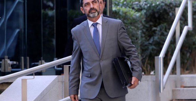 El mayor de los Mossos d'Esquadra, Josep Lluis Trapero, sale de la Audiencia tras prestar declaración como investigado por sedición ante la Fiscalía de la Audiencia Nacional. /EFE