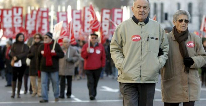 Manifestación reivindicativa de los derechos de prejubilados y jubilados. /EFE