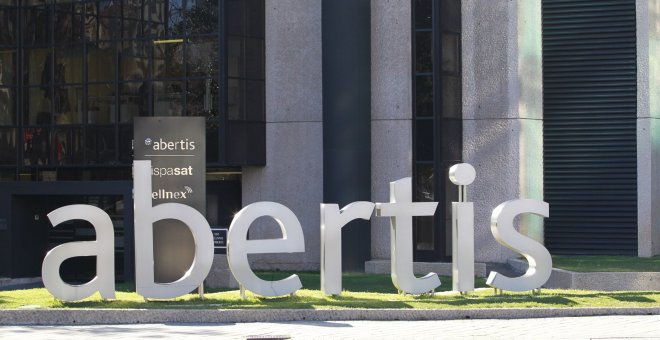 Logo de Abertis en su sede en Madrid. E.P.