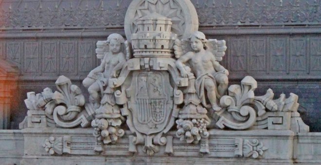 Escudo de la Segunda República en el Edificio del Banco de España, en Madrid.