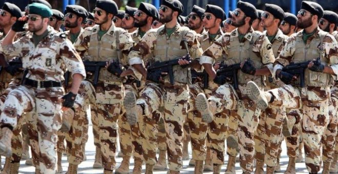 Fuerzas del Cuerpo de Guardianes de la Revolución Islámica de Irán (CGRI) durante un