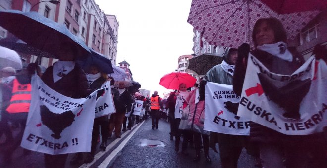 Manifestación por el cese de las medidas de excepción contra unos 300 presos de ETA.- D. A.