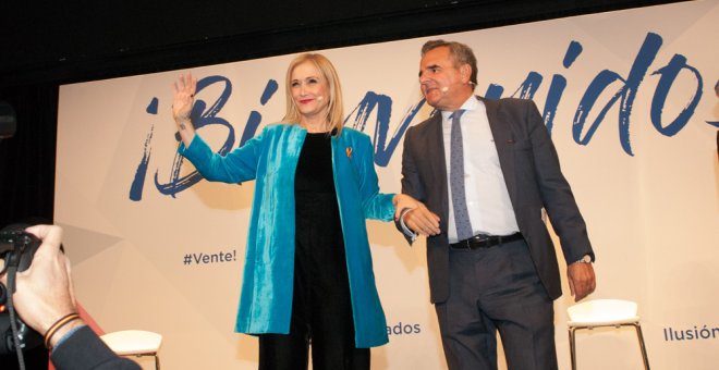 Narciso de Foxá con Cristina Cifuentes en un acto de campaña del PP.