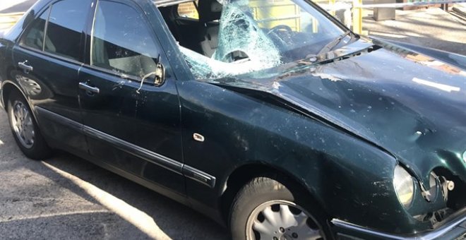 Estado en el quedó el vehículo con el que fue atropellada mortalmente una joven en Fuente el Saz. /GUARDIA CIVIL