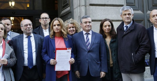 Susana Sumelzo junto a alcaldes socialistas registró a finales de 2017 una petición para derogar la actual regla de gastos.