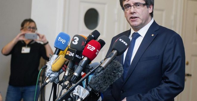 El expresidente de la Generalitat Carles Puigdemont , durante las declaraciones que realizó este martes en el Parlamento de Dinamarca. /EFE