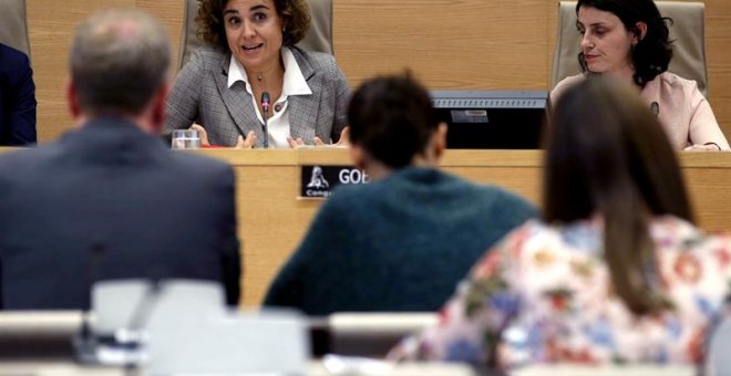 La Ministra de Sanidad, Dolors Montserrat, durante su comparecencia ante la Comisión de Derechos de la Infancia y Adolescencia. - EFE