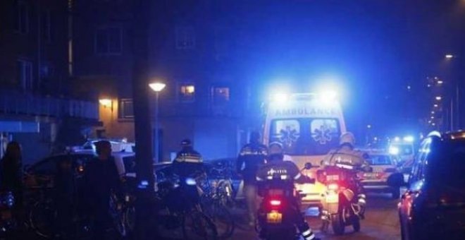Al menos un muerto y dos heridos en un tiroteo en el centro de Amsterdam. TWITTER/@InfobaeAmerica