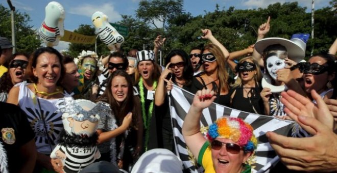 Un grupo de mujeres en el carnaval de Río de Janeiro, Brasil. REUTERS