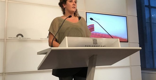 Núria Gibert, portavoz de la CUP, durante una rueda de prensa. EUROPA PRESS