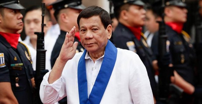 El presidente filipino, Rodrigo Duterte, durante un acto oficial en Manila. | MARK R.CRISTINO (EFE)