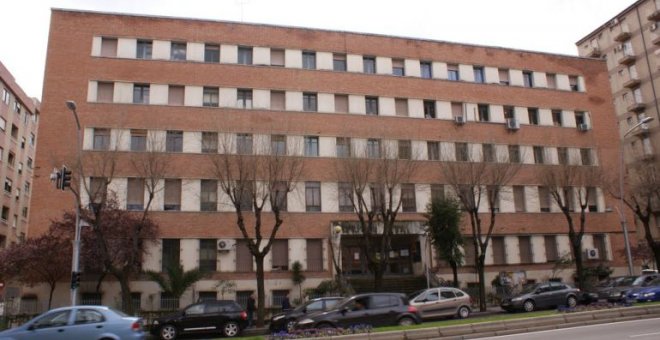 Fachada de la Universidad Popular de Jaén.